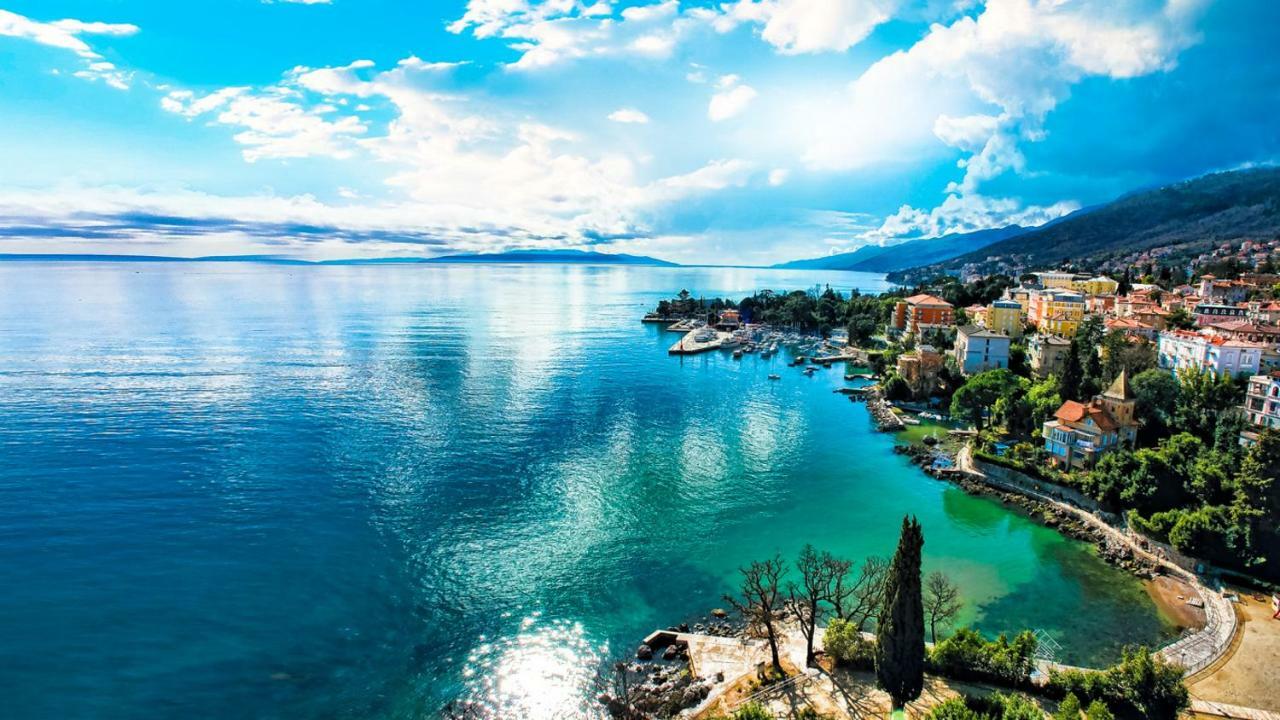 Opatija Apartment Luaran gambar